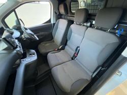 2024 Peugeot Partner Pro