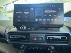 2024 Peugeot Partner Pro