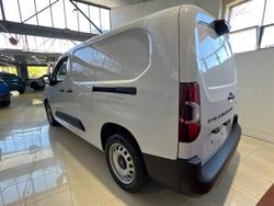2024 Peugeot Partner Pro