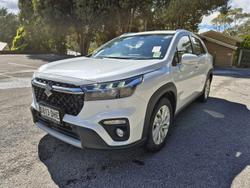 2024 Suzuki
                S-Cross 