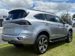 2025 Isuzu MU-X LS-T