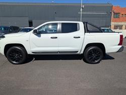 2024 Mitsubishi
Triton GLX-R