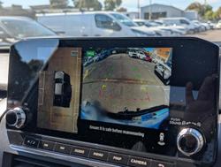 2024 Mitsubishi
Triton GLX-R