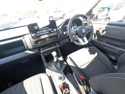 2024 Mitsubishi
Triton GLX-R