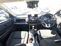 2024 Mitsubishi
Triton GLX-R