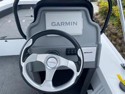 2025 QUINTREX 450 Top Ender