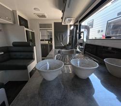 2024 Leader Caravans 2000_R_K1e3_T Explorer 20'