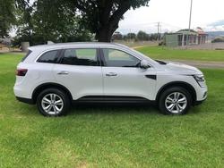 2019 Renault
                Koleos Life