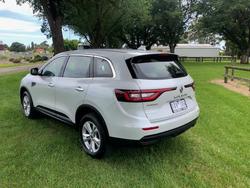 2019 Renault
                Koleos Life