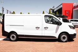 2024 Renault
Trafic Premium