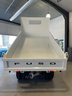 2024 Fuso Canter 615 615 Tipper White