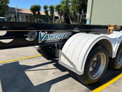 2014 Vawdrey
                40-48' Ultra Low, Push Bumper, 3 Way 