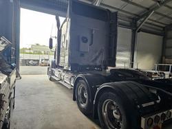 2014 Freightliner Coronado 114 Silver