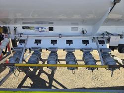 2009 Marshall Lethlean Tri Axle 6 Compartment Green