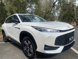 2024 MG
                HS Vibe