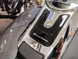 2022 Harley-Davidson Sport Glide 107 (FLSB) Softail Grey