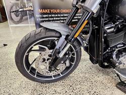 2022 Harley-Davidson Sport Glide 107 (FLSB) Softail Grey