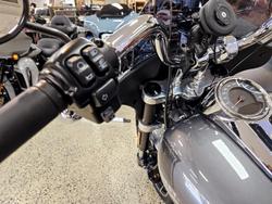 2022 Harley-Davidson Sport Glide 107 (FLSB) Softail Grey
