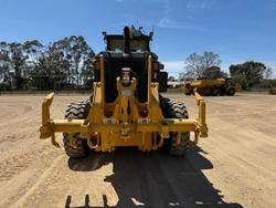 2013 Caterpillar
                12M2 