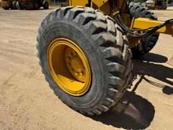 2013 Caterpillar
                12M2 