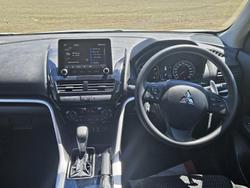 2023 Mitsubishi
                Eclipse Cross ES