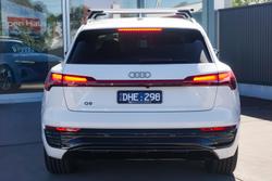 2024 Audi
Q8 e-tron 50