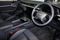 2024 Audi
Q8 e-tron 50