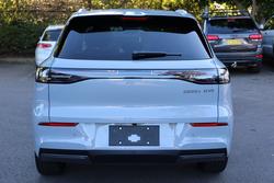 2025 Geely
Ex5