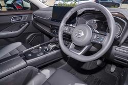 2025 Nissan X-TRAIL ST-L