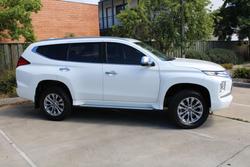 2023 Mitsubishi Pajero Sport GLX