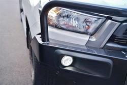 2022 Toyota
                Hilux 4x4 2.8L DSL D/C/C 6MT SR