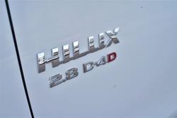 2022 Toyota
                Hilux 4x4 2.8L DSL D/C/C 6MT SR