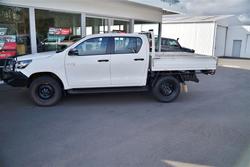 2022 Toyota
                Hilux 4x4 2.8L DSL D/C/C 6MT SR