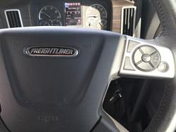 2023 Freightliner Cascadia 126 WHITE