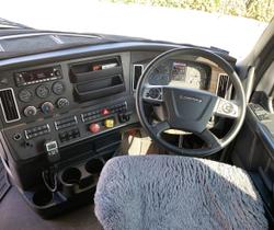 2023 Freightliner Cascadia 126 WHITE