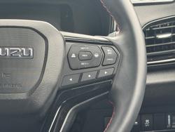 2025 Isuzu D-MAX X-TERRAIN