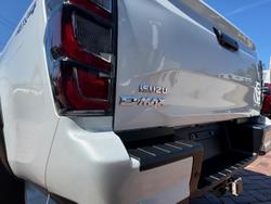 2025 Isuzu D-MAX X-TERRAIN