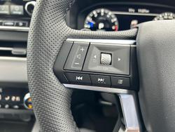2024 Mitsubishi
Outlander Exceed