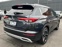 2024 Mitsubishi
Outlander Exceed