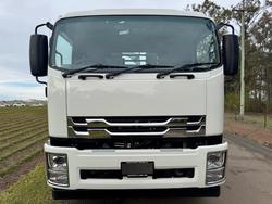 2024 Isuzu
Fvy 240-300 Auto Crane Truck, 1750Kms, Comes With Rego