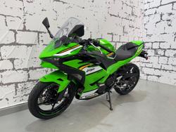 2025 Kawasaki Ninja 500 SE KRT Edition (EX500J) Ninja Green