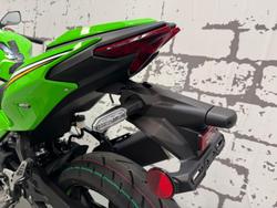 2025 Kawasaki Ninja 500 SE KRT Edition (EX500J) Ninja Green