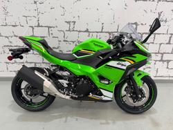 2025 Kawasaki Ninja 500 SE KRT Edition (EX500J) Ninja Green