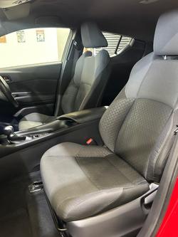 2022 Toyota C-HR GXL NGX10R Feverish Red