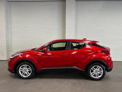 2022 Toyota C-HR GXL NGX10R Feverish Red