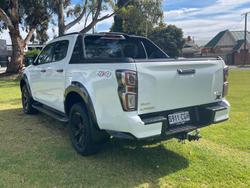 2020 Isuzu
D-MAX X-TERRAIN