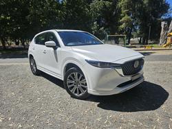 2023 Mazda
CX-5 G35 Akera