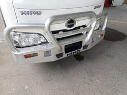 2022 HINO DUTRO 616 WHITE