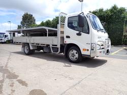 2022 HINO DUTRO 616 WHITE