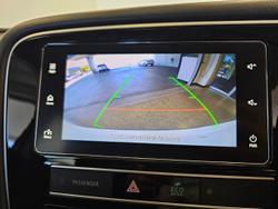 2018 MITSUBISHI
OUTLANDER ES 7 SEAT 2WD